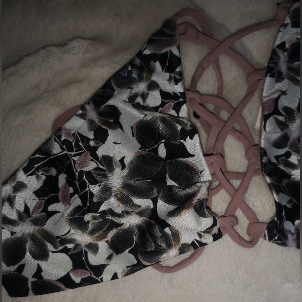 Reversible bikini top - Picture 2 of 6